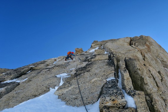 Greben na Frances ponuja tudi nekaj lepih skalnih raztežajev.
