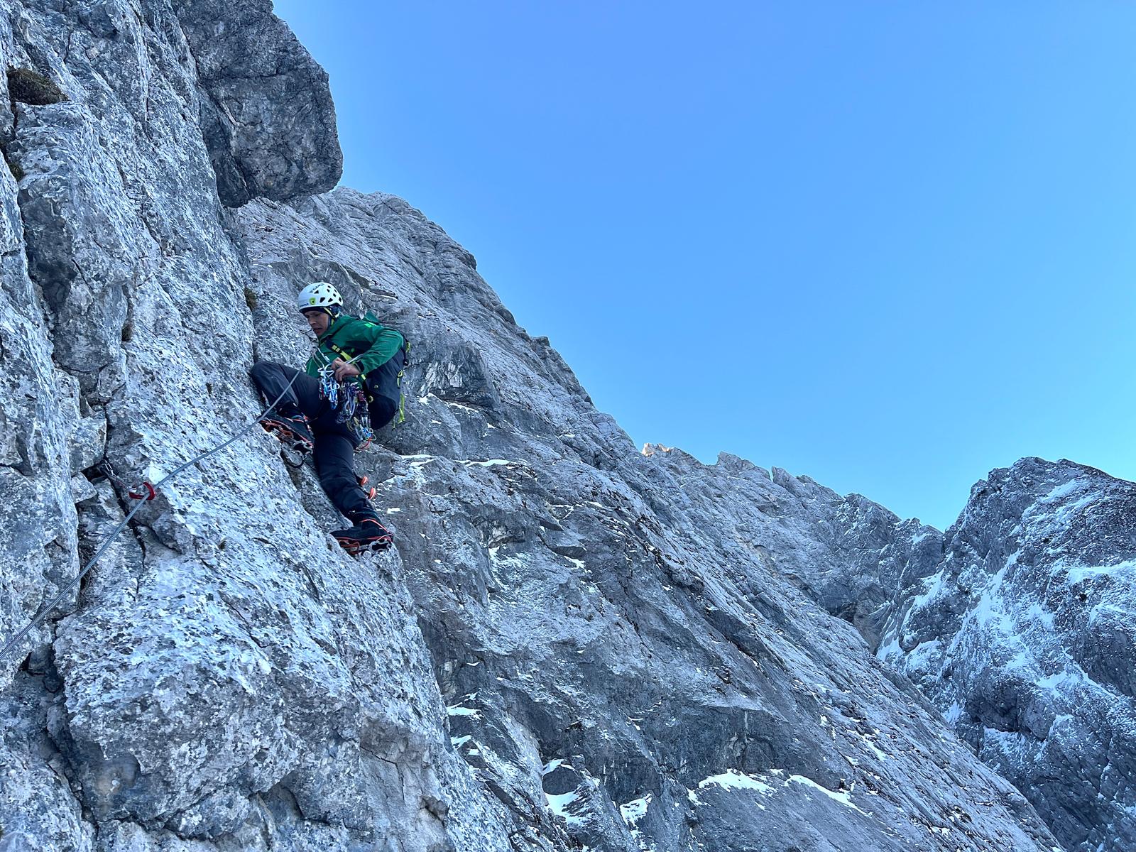 WhatsAppova_datoteka_Slika__2024_12_30_ob_19.40.54_122e5d77 WhatsAppova_datoteka_Slika__2024_12_30_ob_19.40.54_122e5d77