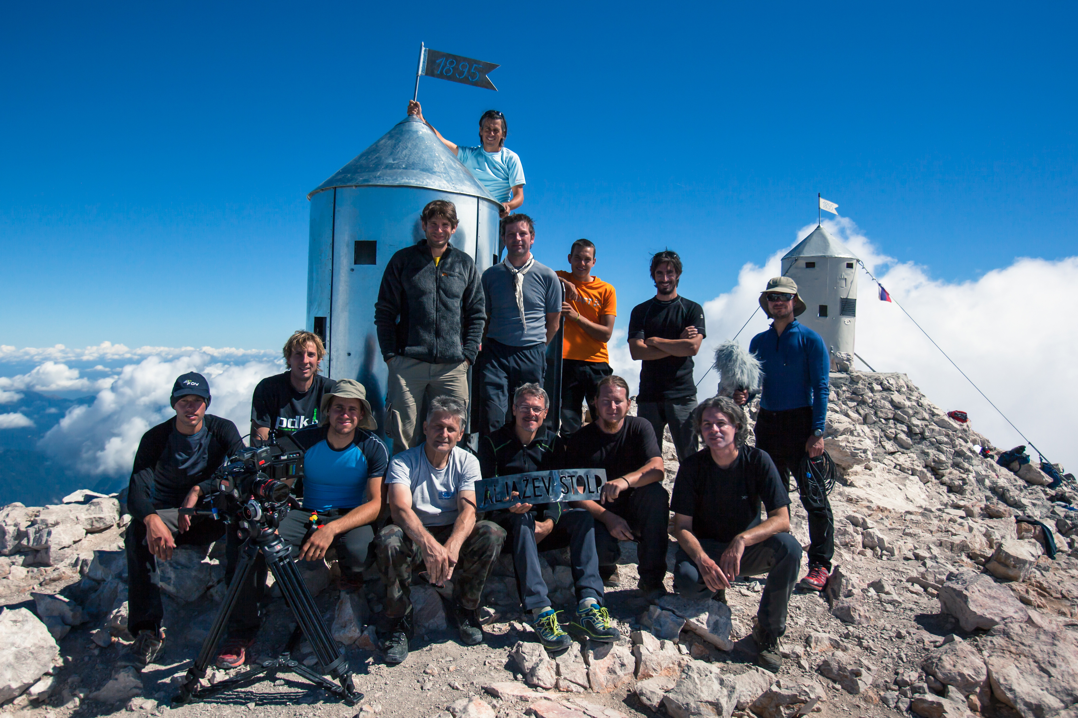 Aljazev_stolp_ekipa_foto_RozleBregar Aljazev_stolp_ekipa_foto_RozleBregar