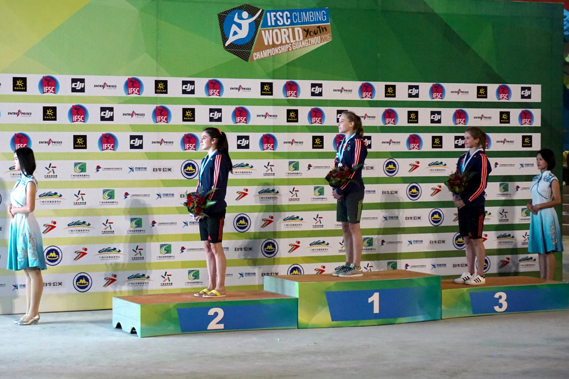 SMP_2016_Mia2_Janja1_Vita3_foto_Domen_Svab