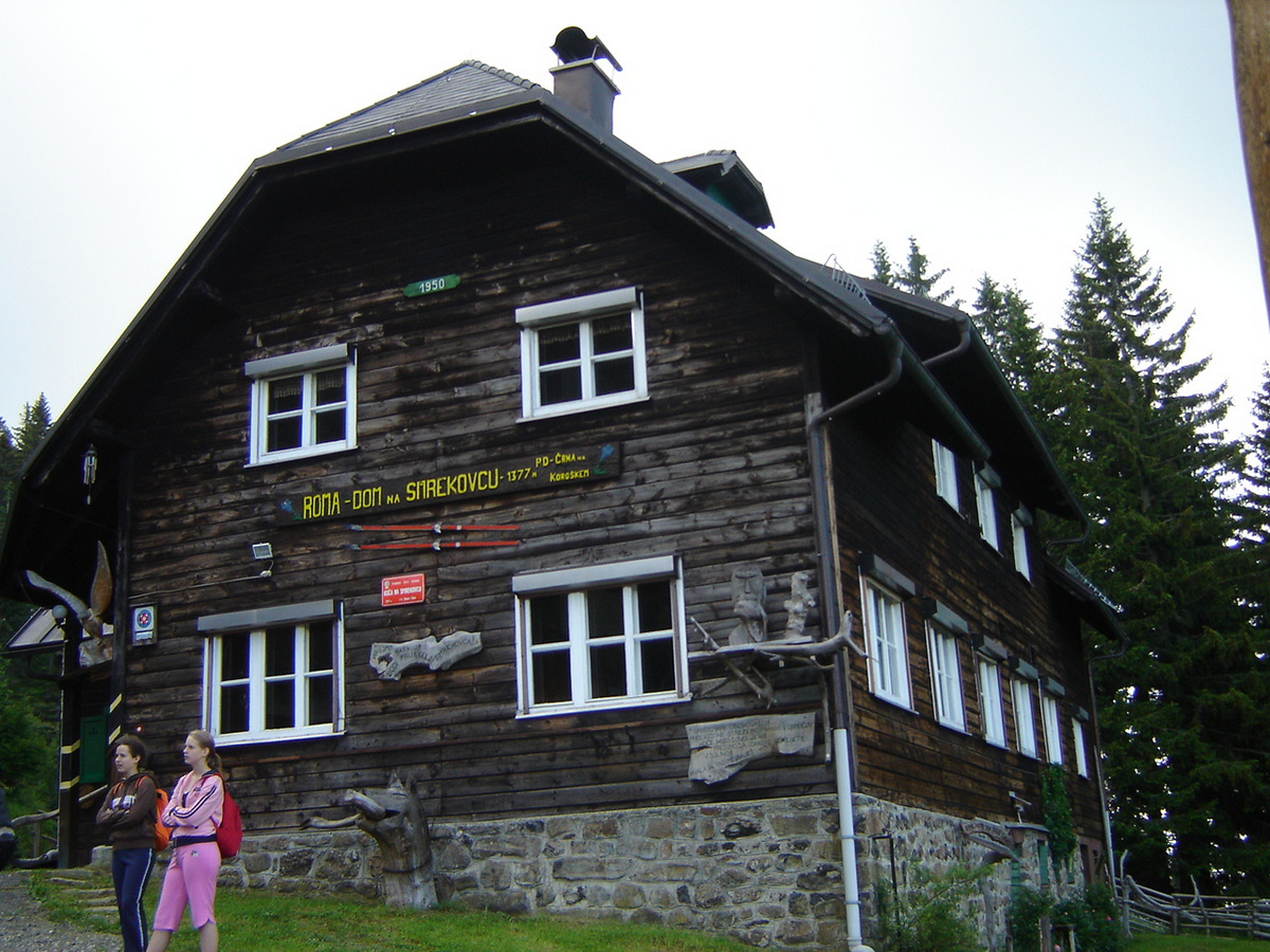 dom_na_smrekovcu_foto_manca_cujez dom_na_smrekovcu_foto_manca_cujez