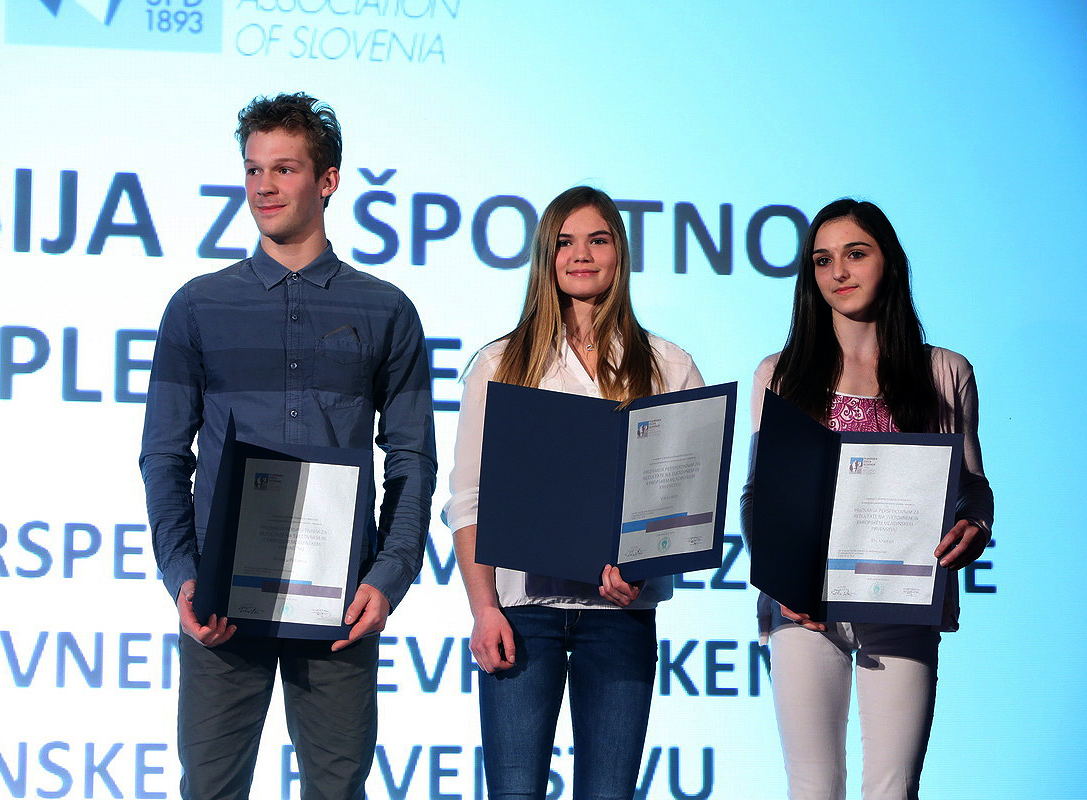 sportno_plezanje_perspektivni_foto_irena_music_habjan sportno_plezanje_perspektivni_foto_irena_music_habjan