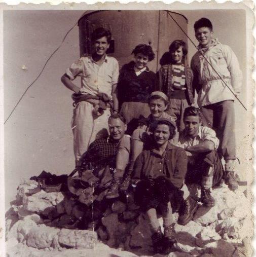 PZS_prvi_pohodni_tecaj_za_MV_avgust_1957_foto_arhiv_jozeta_melanska PZS_prvi_pohodni_tecaj_za_MV_avgust_1957_foto_arhiv_jozeta_melanska