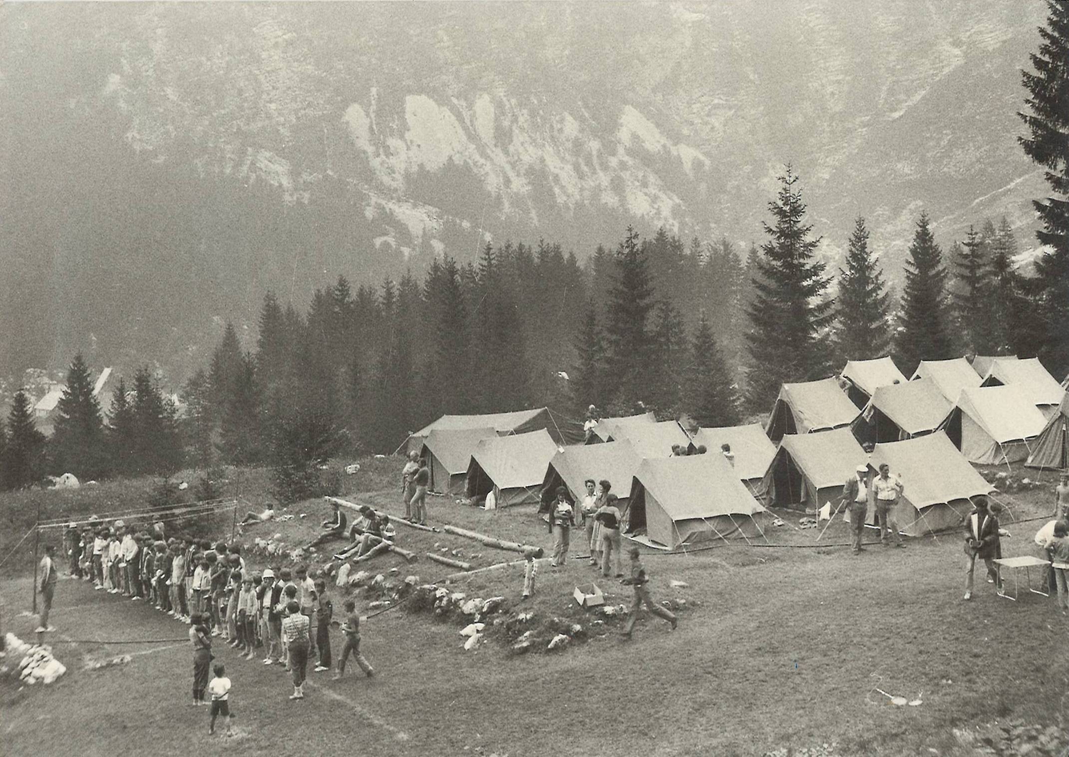 2_mladinski_planinski_tabor_v_Lepeni_1976_arhiv_PD_Nova_Gorica 2_mladinski_planinski_tabor_v_Lepeni_1976_arhiv_PD_Nova_Gorica