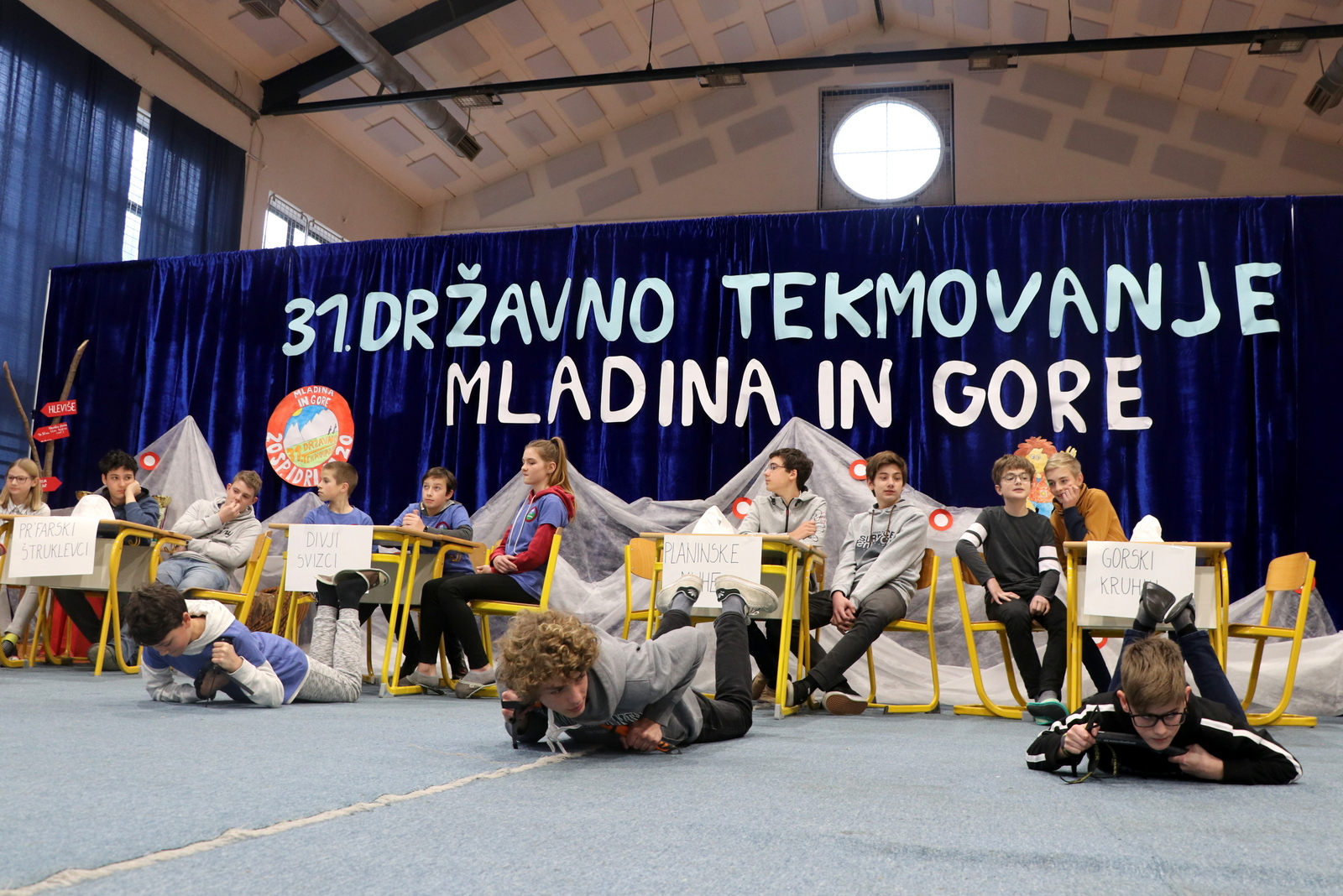 mig_sp_idrija_2020_ustavljanje_s_cepinom_foto_manca_ogrin mig_sp_idrija_2020_ustavljanje_s_cepinom_foto_manca_ogrin