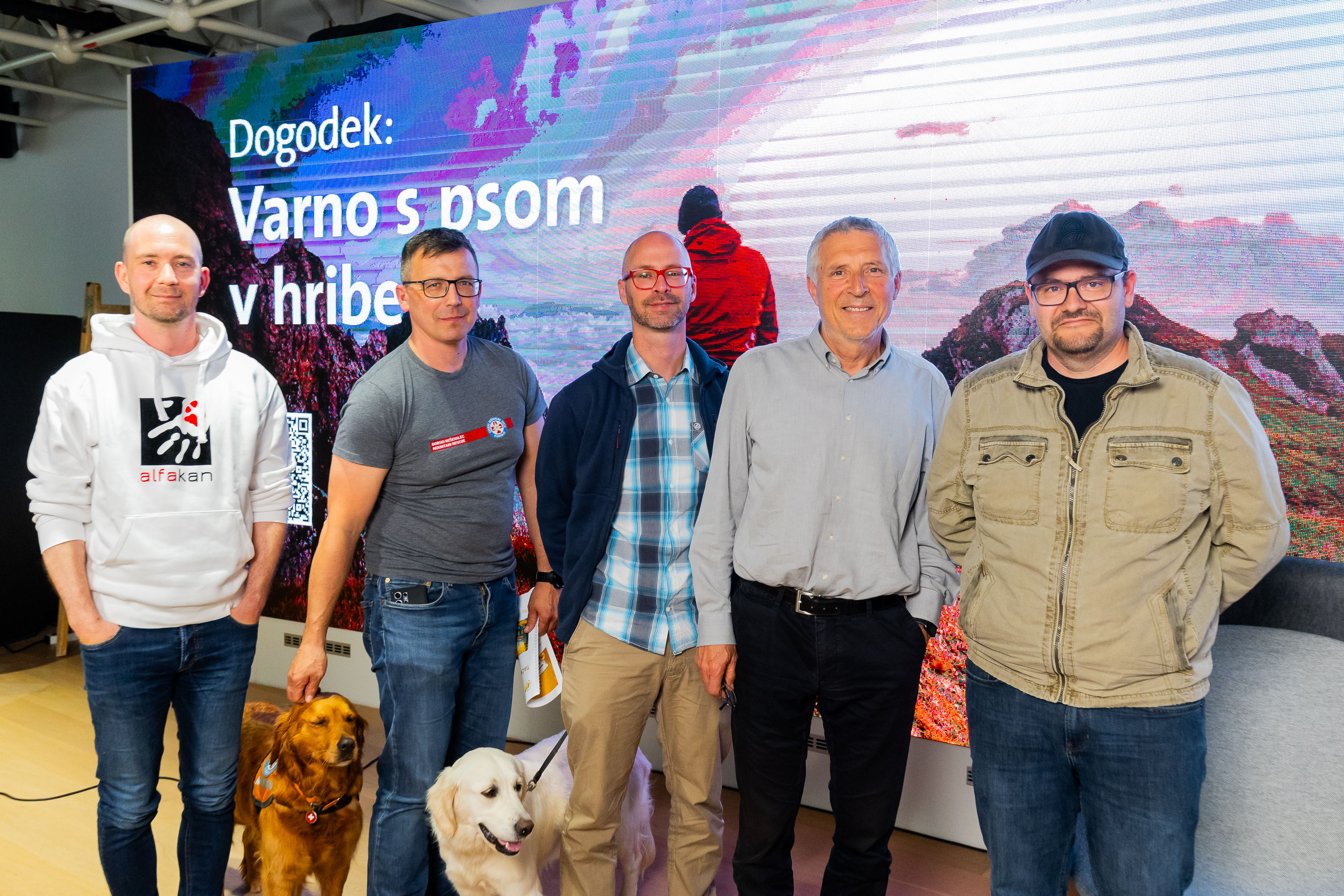 Varno_s_psom_v_hribe_14 Varno_s_psom_v_hribe_14