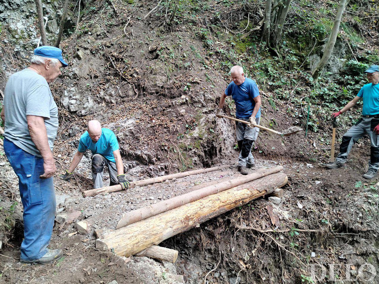 markacisti_foto_pd_idrija markacisti_foto_pd_idrija