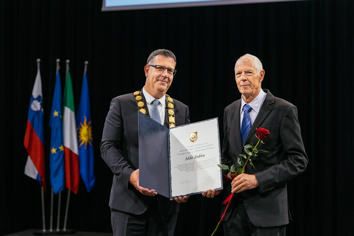 koper_brzan_aldo_zubin_priznanje_foto_jakob_buzan koper_brzan_aldo_zubin_priznanje_foto_jakob_buzan