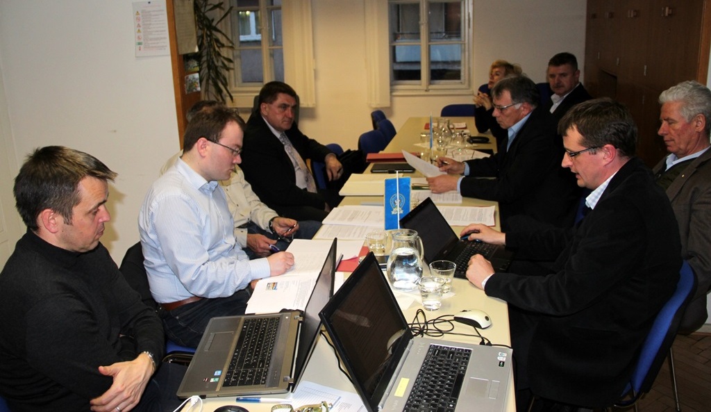 skupina_za_trajnostni_razvoj_3_foto_manca_cujez skupina_za_trajnostni_razvoj_3_foto_manca_cujez