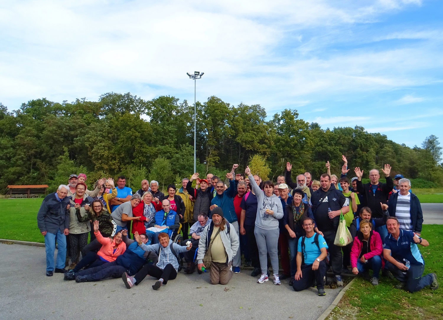 1_Igor_Opre_nik_portret_pin_skupinska 1_Igor_Opre_nik_portret_pin_skupinska