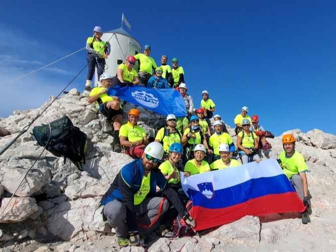 Triglav_skupinska Triglav_skupinska