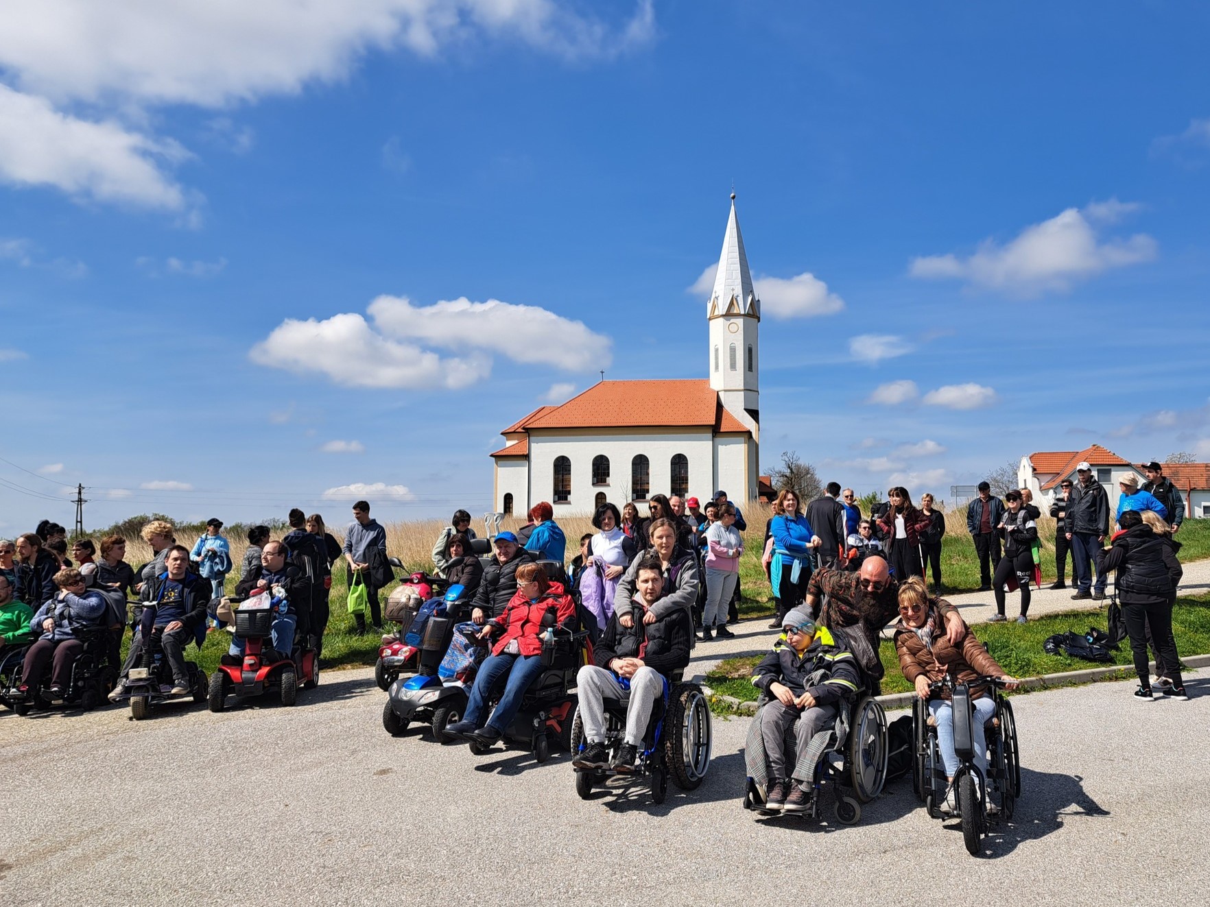 Selo_rotunda_inPlaninec_2 Selo_rotunda_inPlaninec_2