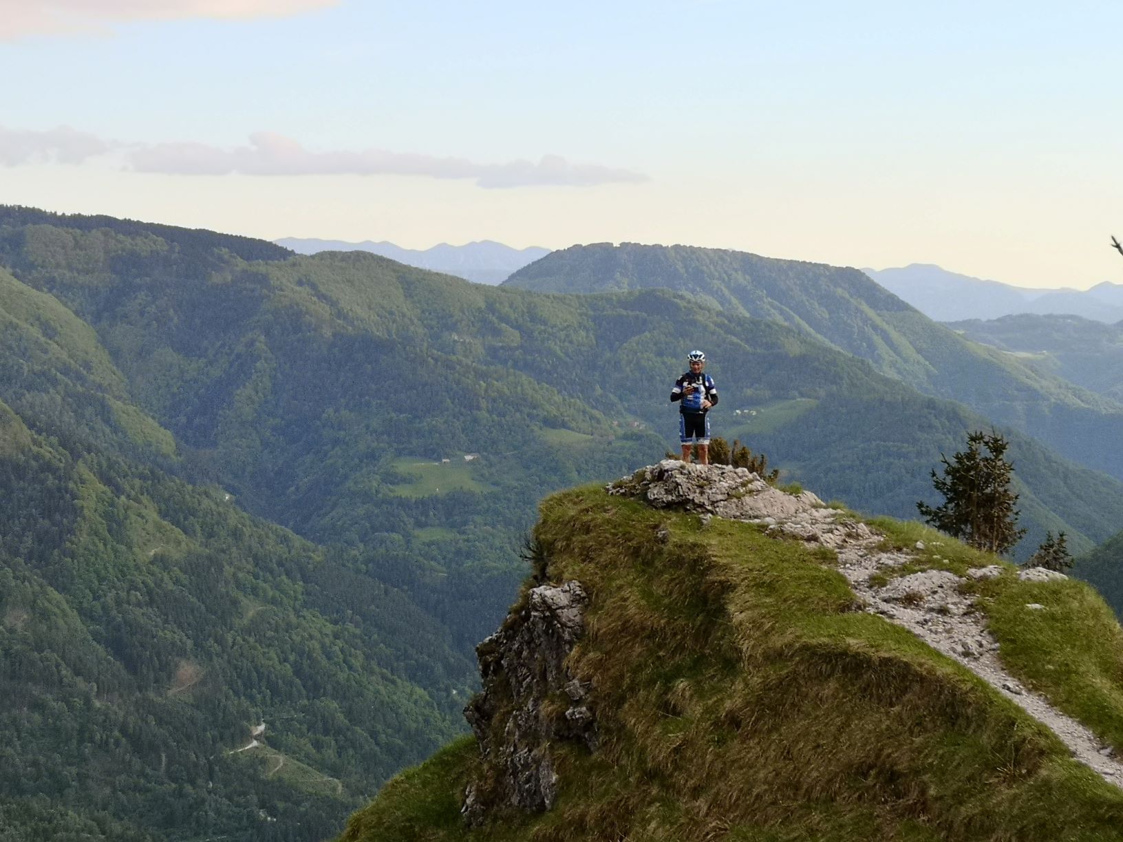 Highlander_nad_Ba_ko_grapo Highlander_nad_Ba_ko_grapo