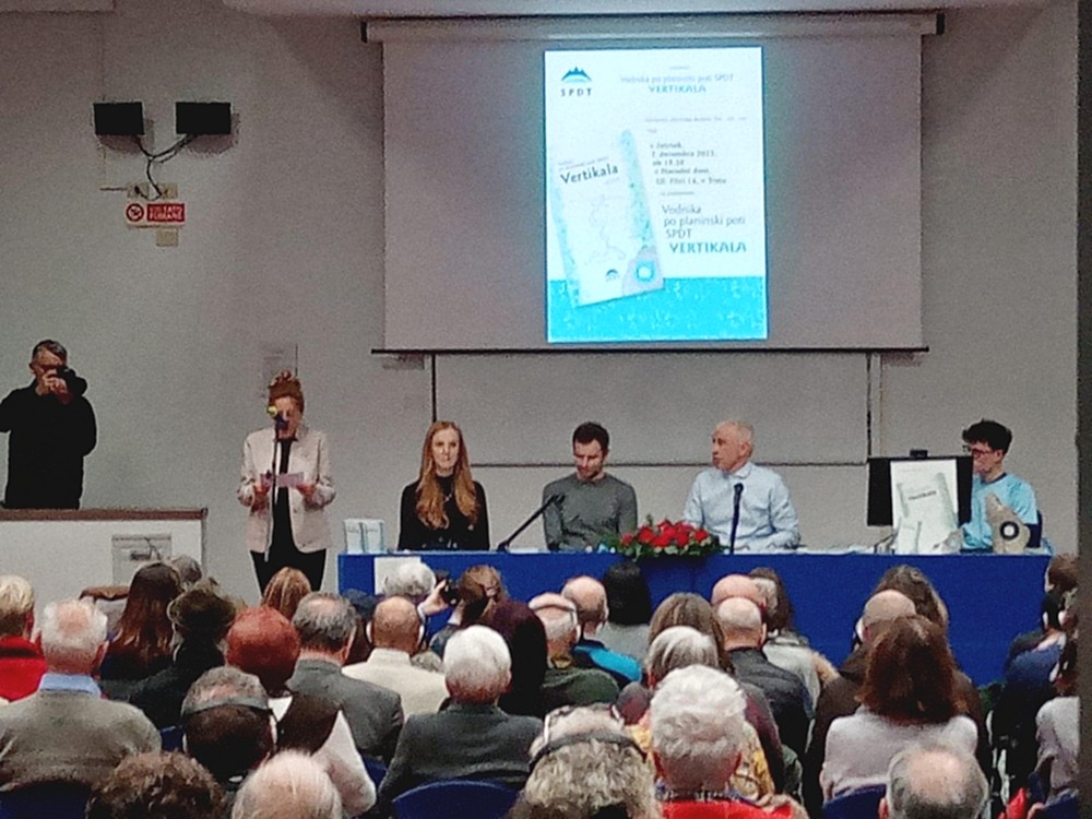 predstavitev_Vertikale predstavitev_Vertikale