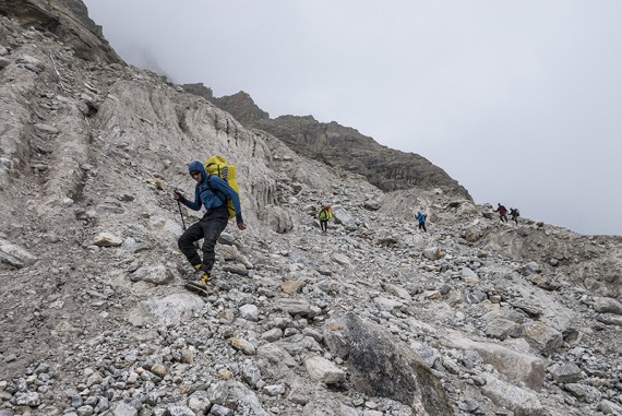  Po treh dneh počitka znova na poti v ABC in naprej pod vzhodno steno Cerro Kishtwarja