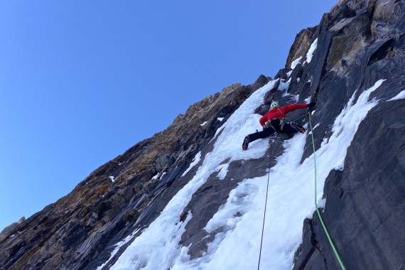 Strmo ledno plezanje v smeri Psychological effect