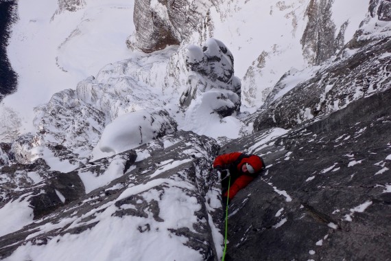 V zgornjem delu smeri Greenwood-Locke