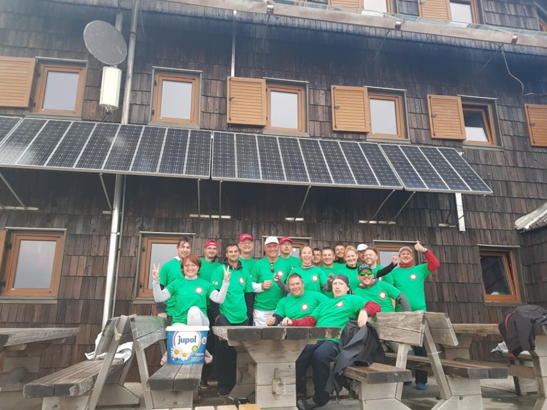 gk_pzs_triglavski_dom_na_kredarici_obnova_jub_2018_foto_arhiv_jub gk_pzs_triglavski_dom_na_kredarici_obnova_jub_2018_foto_arhiv_jub