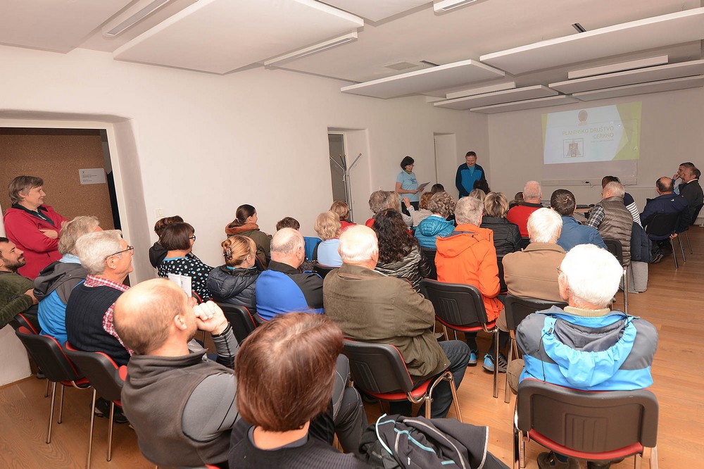 kvgn_pzs_srecanja_mdo_posocja_notranjske_2019_foto_marko_cadez kvgn_pzs_srecanja_mdo_posocja_notranjske_2019_foto_marko_cadez