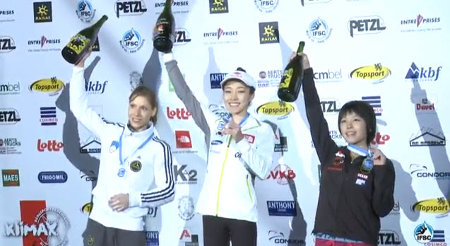 KSP_PZS_SP_tezavnost2013_Puurs_podelitev_Mina_Markovic_srebrna1 KSP_PZS_SP_tezavnost2013_Puurs_podelitev_Mina_Markovic_srebrna1